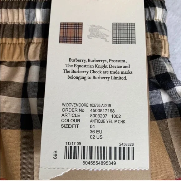 Burberry Dovemoore Shorts - Picture 3 of 3
